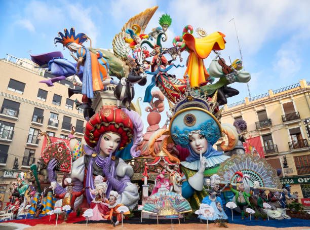 🔥 Fallas 2026: El negocio de los 800 millones de euros y el reto energético que nadie te cuenta